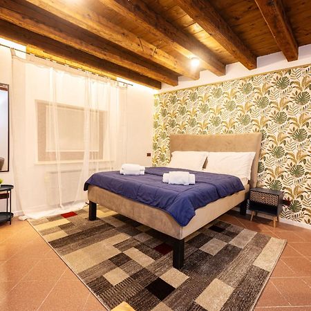 Al 18 Verona Rooms Екстер'єр фото